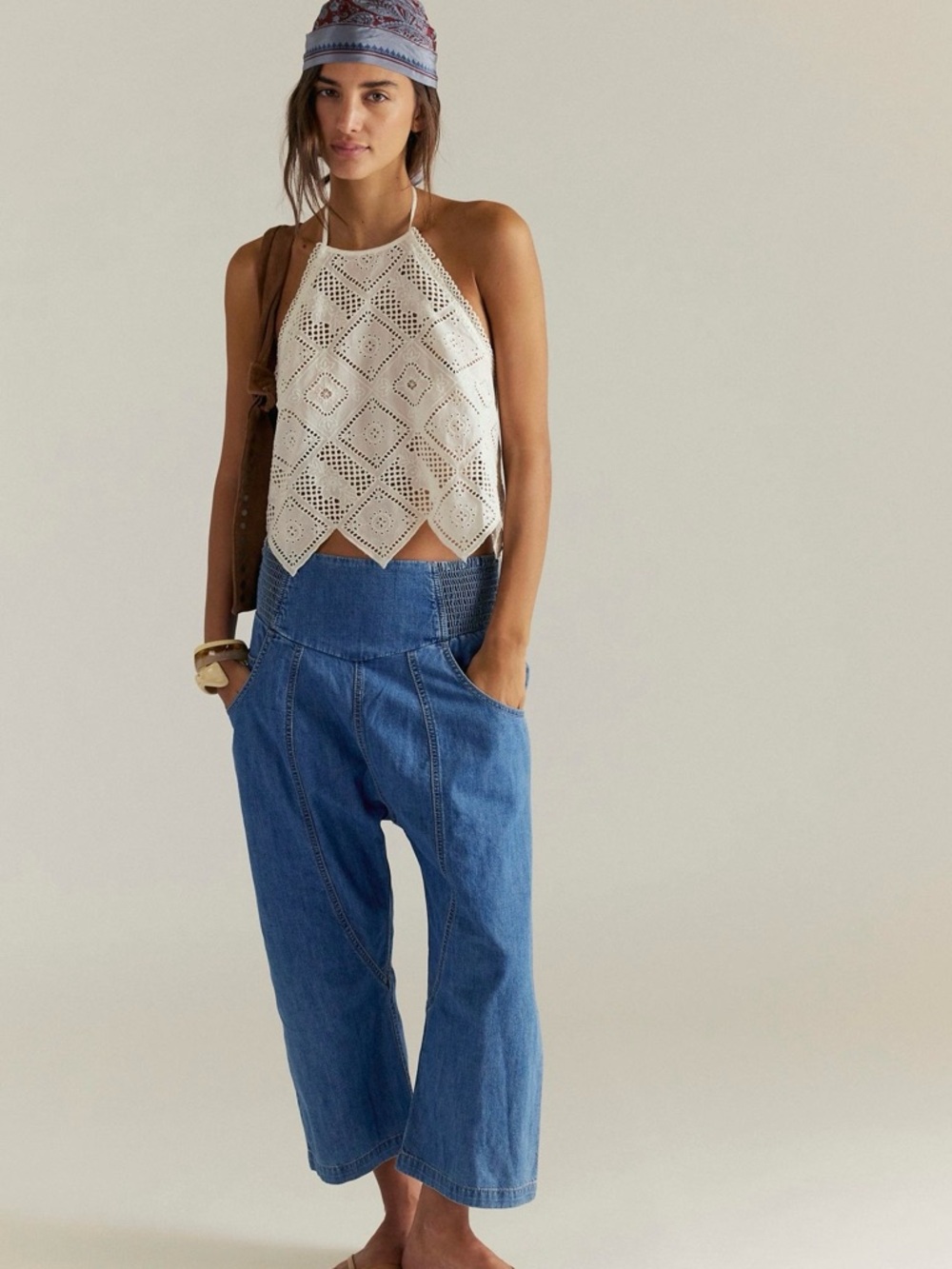 NWT FREE PEOPLE  We The Free Blue Barrel Leg Cropped Denim Jeans XS